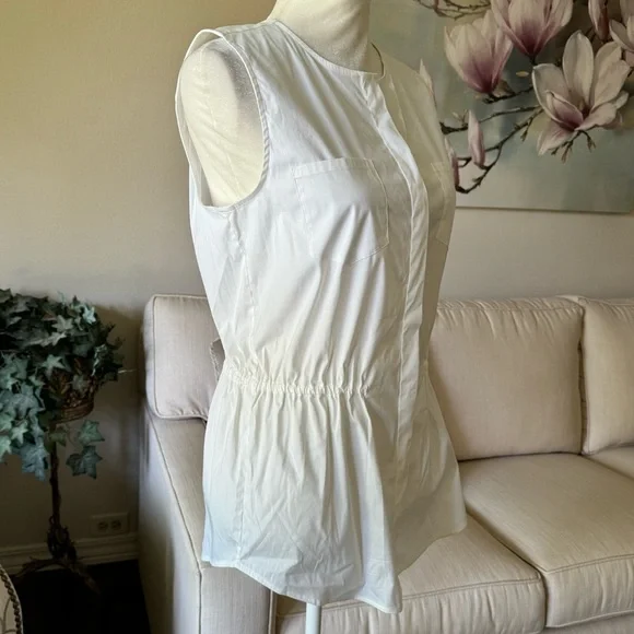 Theory Women's Kenan Gathered Luxe Sleeveless Button Down Blouse - Picture 4 of 16